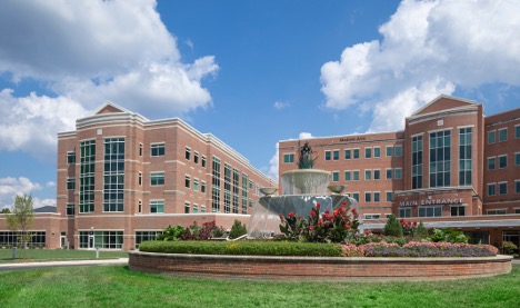 Building exterior of an Atrium Health location